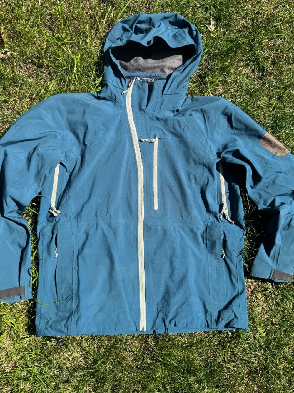 Arc'teryx - Vintage Made in Canada Sidewinder Jacket (Men's) - Blue